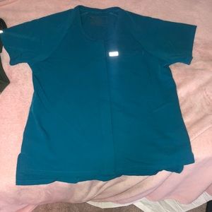 Figs scrubs size small and medium, 4 pants and 2 tops